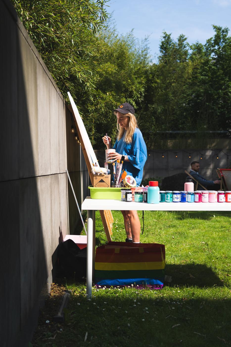 Ailleron Innovation Forum  2025 community and chill out in Manggha garden and painting-1