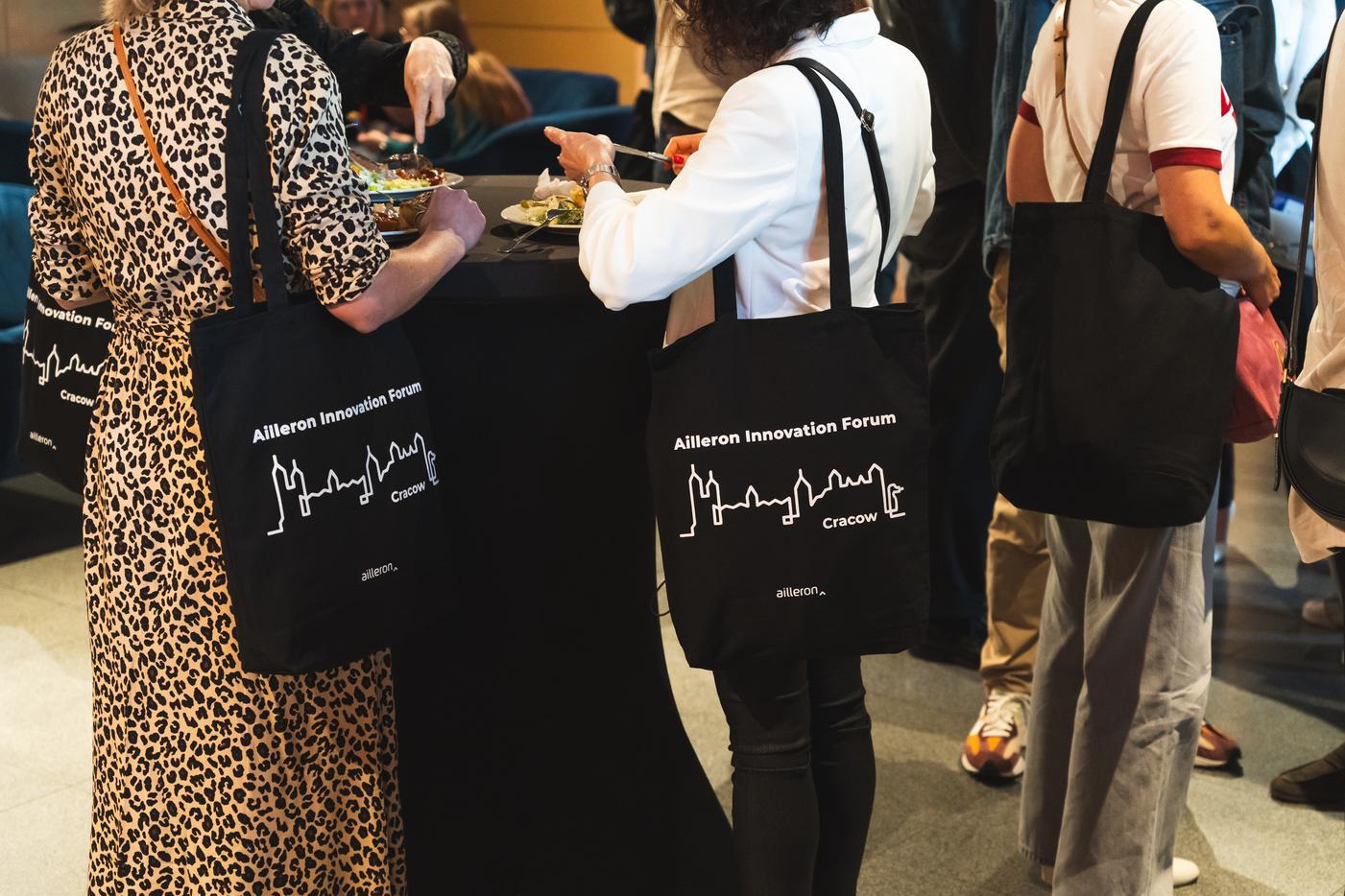 Ailleron Innovation Forum  2025 advertasing bag-1